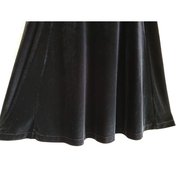 LANDS END Women's XS 2 4 Dress Black Velvet Short Sleeve Flare Stretch Bust 34" - Picture 5 of 7